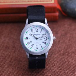 HBP Business Watches Canvas Strap Mens Watch Luminous Hands Quartz Wristwatches Casual Wristwatch Souvenirs Montres de luxe