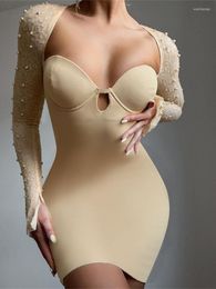 Повседневные платья Элегантные показывания груди назад с бисером с длинным рукавом Bodycon Mini платье женщина сексуальное 2022 Осеннее вечернее вечеринка наряды клуба