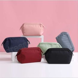 Women Cosmetic Bag Bathroom Washing Pouch Cosmetics Finishing Storage Organiser Case Men Waterproof Toiletry Makeup Bag