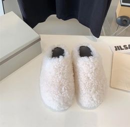 Moda Slippers de pele Mulheres redondas para cabelos de cavalo les￣o de cavalo feminino mohair preto rosa l￣ marinha madezas brancas sapatos planos meio chinelo mulher sapatos de pel￺cia casual 35 37 39 43 44 45