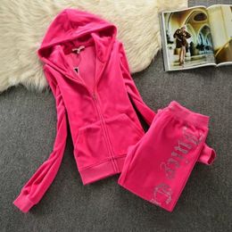 Designer Juicy Corture Women's Tracksuits Velevt Two Piece Set Diamonds Hoodie Crop Jacket and Joggers Pants Outfits Streetwear Jogging Breathable design Sex