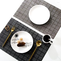 Table Mats Nordic Plaid Mat Waterproof And Oil-proof Disposable PVC Home El Restaurant Anti-scald Placemat Kitchen Accessories