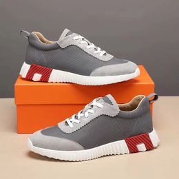 Hochwertige hingehende Sneakers Schuhe für Männer technische Leinwand Wildleder Ziegenkinsport-Licht alleinige Trainer Italien Brands Herren lässig Walking EU38-46.box