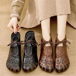 Sandals Hollow Short Boots Retro Women's Shoes Summer Cool Flats National Style Middle Aged Mother's Soft Leather Hole