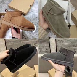 U5854 Hot Snow Boot Warm Designer Boots Suede Shoes Classical Short Mini women Keep Warm Man Womens Plush Casual Chestnut Sheepskin Grey uggitys