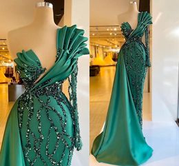 Vestidos de fiesta de fiesta esmeralda verde sirena un hombro lentejuelas vestidos de fiesta con ruffules brillo famosa vestidos de noche hechos a medida