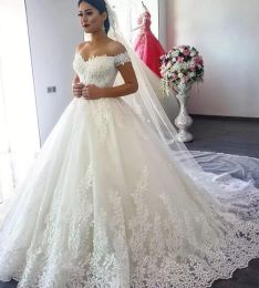 Abito da sposa bianco principessa a Ivory Off di abiti da sposa in pizzo spalla Abito da ballo a cuore più dimensioni su misura