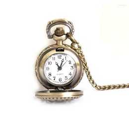 Pocket Watches Vintage Small Size Hollow Quartz Watch Necklace For Women Men Lotus Pastoral Wall