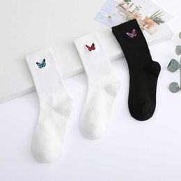 Socks Hosiery Butterfly Printed Women Cartoon Cotton White Kawaii Girls Streetwear Skateboard Black Harajuku Cute Crew meias T221102