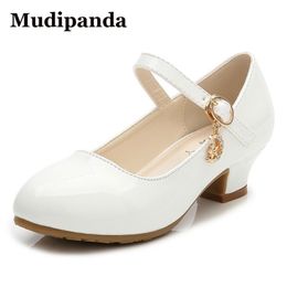 Sneakers Children Girls Leather Shoes White Princess High Heel For Kids Performance Dress Student Show Dance Sandals 26-41 221107