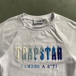 613s Men's Mens T-shirts Summer Tshirt Trapstar Short Suit 2.0 Chenille Decoded Rock Candy Flavor Ladies Embroidered Bottom Tracksuit T Shirt