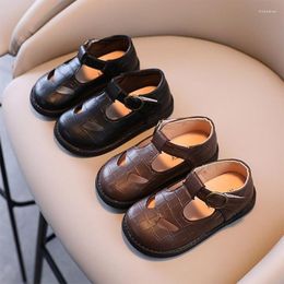 Flat Shoes Spring Autumn Retro Girls Leather Hollow Outs T Strap Princess Kids Flats Child Casual Sneakers Boys Toddlers