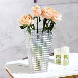 Vases Light Luxury Creative European Style Glass Vase Dry Flower Tabletop Ornament Decorative Utensils Terrarium for Decoration 221108