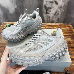 Försvarare sneakers däckskor sneaker mesh sko gummi pappa chunky casual mode beige designer kvinnor män storlek 35-45