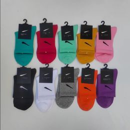 Men's Sports Socks Candy-colored Cotton Four Seasons Matching Basketball Sock