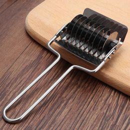 Baking Tools Stainless Steel Dough Cutter Handheld Roller Spaghetti Pasta Noodle Press Pastry Maker Kitchen Pressing Cutting