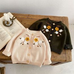 Pullover Spring Autumn Baby Sweater Baby Girls Brodery Sticked Coat Long Sleeve Born Cardigan Coat Children's Clothes 221110