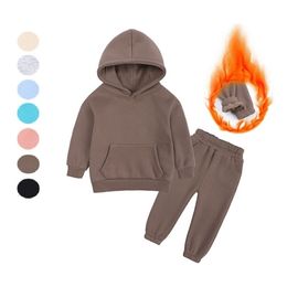 Clothing Sets Kids Girls Clothes Set 2PCS Children's Winter Warm Fleece Sportsuit Jogging Hoodies Sweatshirt Pant Suit Boy Tracksuits 221110