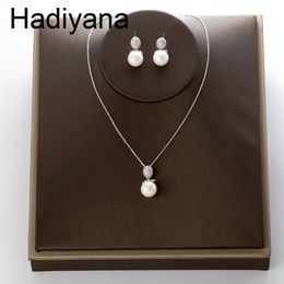 Wedding Jewelry Sets HadiyanaTrendy Lady Micro Inlaid Pendant Earrings Set Simple Pearl AAA Cubic Zirconia Necklace Party Gift TZ8094 221109