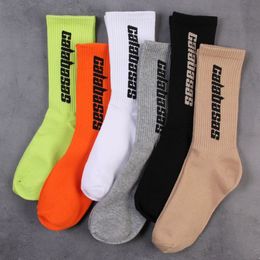 DHL Skateboard Fashion Mens Letter Printed Socks Sports Socks Sockings Hip Hop Winter Warm FY0225 C1111