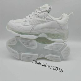 Triple S Clear Sole Casual Shoes Chunky Men Women Sneaker Grey Rainbow Turquoise Light Tan Beige Grey Fluo Height Increase Vintage Mens Chaussures R4