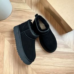 Winter Ultra Mini Boot Designer Australische Plateaustiefel Für Männer Echtes Leder Warme Knöchel Pelz Booties Luxuriöser Schuh EU44 Uggitys