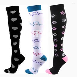 Men's Socks Compression Knee High 20-30mmhg Graduated Varicose Veins Nurses Edema Diabetes Blood Circulation Sport