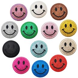 Nociones Cartoon Patches bordados de hierro en una peque￱a sonrisa Patch para ni￱os adultos ropa brillante cara sonriente mochilas apliques accesorios de bricolaje