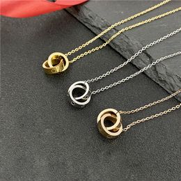 Halskette Designer-Schmuck Mode Luxus-Anhänger-Halsketten für Frauen klassischer Diamant 2-Loop-Anhänger Schmuckkette Gold plattiert/Füllen Titan Hochzeitsgeschenk