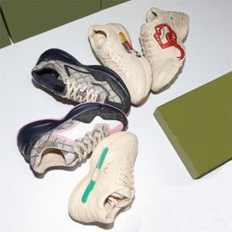 2023 Designer Sneakers Rhyton Scarpe casual Beige Uomo Scarpe da ginnastica Luxury Chaussures Scarpe da donna Scarpe da ginnastica con plateau