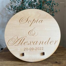 Party Decoration Personalised Name Date Wedding Round Signs Laser Engraving Wood Letter Sign Gift Table With Stand For Ceremony