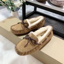 Loafers Classic Warm Slippers for Women Mini Snow Short slipper breathable light shoes Leather fashion Genuine autumn winter wool lining with box1 size 35-40