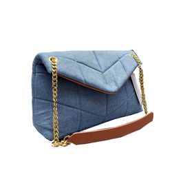 22 Women's shoulder bag Super popular denim retro style designer chain bag practical and versatile