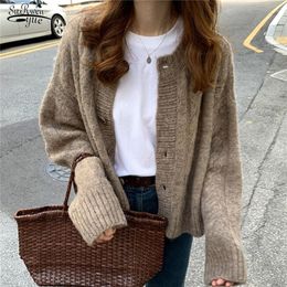 Women's Knits Tees Autumn Elegant Warm Sweater Cardigan Fashion Loose Thick V-neck Knitted Gentle Vintage Winter Clothes Women Tops 16053 221111