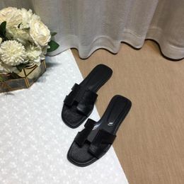 Женские сандалии шлепанцы роскоши песчаные туфли дизайн красивой модной жемчужной леди летние повседневные тапочки 35-42 Mkaaa0002 размер MPI