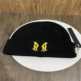 classic designer autumn winter beanie hats hot style men and women fashion universal knitted cap autumn wool outdoor warm skull caps 1987