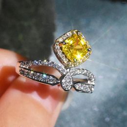 Wedding Rings Super Bright Imitation Ascher Yellow Crystal Ring Classic Royal Topaz Princess Square Zircon Micro-inlaid Drills Hand Jewellery