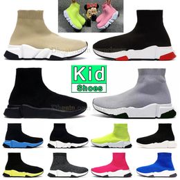 Kids Soft Knit Casual Shoes Big Kids Boy Girls Deisgner Sneakers Triple Black and White Pink Light Cool Grey Glitter Sliver Vintage Beige Volt Dark Blue Platform Boots