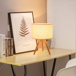 Table Lamps Nordic Lamp Japanese Style Log Girl Bedroom Simple Modern Decoration Study Solid Wood Creative Romantic Bedside