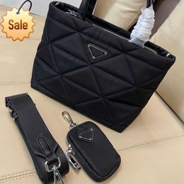 Womens Luxury Brand Handbag Single Shoulder Bag New Fashion Leisure Three in One Multi-functional Packing Nylon Skew Bag Manufacturers Direct Sales