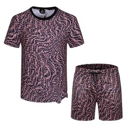 2022 Mens Beach Designers Tracksuits Summer Suits Fashion Women T-Shirt Seaside Holiday Shirts Shorts Sets Men Luxury Casual Sports Outfits Sportswear A35