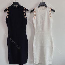 2021SS Designer Lã malha vestido de suéter feminino Capuz casual Botões de metal de metal vestidos midi camisa de manga longa Logo de ponta de ponta de design de design de design feminino