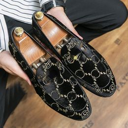 Shoes Faux Embroidery Loafers Men British Suede Round Head Metal Buckle Fashion Business Casual Wedding Party Daily 21