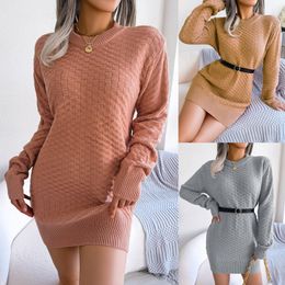 NOUVEAUX SKIMS FEMPS TRICHING ROBE SEXY PLaid solide Solid Elegant 3D Modèle à manches longues Robes de créateurs d'automne et d'hiver Vêtements pour femmes