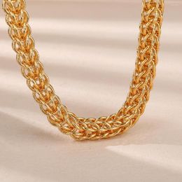 Chains Selead Design Delicate Twine Shape Fashion Necklace Simple Collarbone Chain Women Men Universal Clothing Accessories