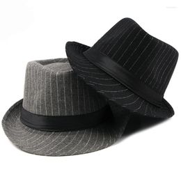 Berets HT1516 Fashion Men Fedora Hat British Style Striped Trilby Classic Retro Bowler Jazz Casual Grey Black Fedoras