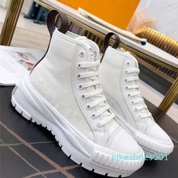 2022 boots Designers Squad Lady High Top Martin Winter Ladies Silk Cowhide Leather Platform Fashion Beaubourg Size 35-41
