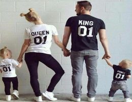 New Family King Queen 01 Stampa Shirt 100 Cotton Thirt Mother and Figlia padre Figlio vestiti Principess Prince Set ParentChild8070068