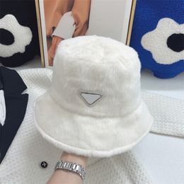 Winter Wool Warm Hat Mens Designer Hats Caps Designers Fashion Luxurys Brand Sunhats Classic Letters High Quality Furry Cap 4 Colours