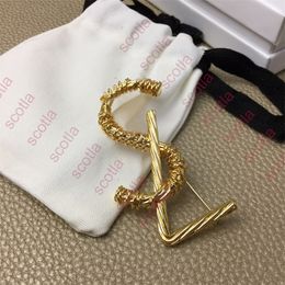 Luxury Letter Brand Brooch Designer Jewellery Lady Brooches For Womens Golden Wedding Party Fashion Accessory Broochs